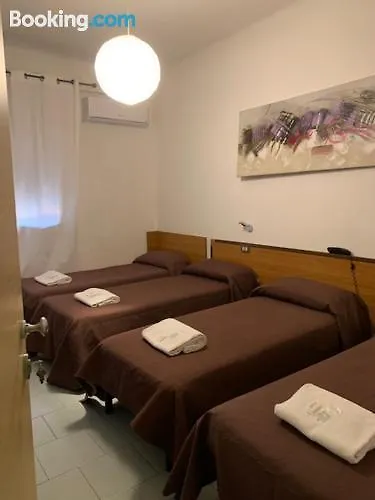 ホテル Ambrosiana Milano